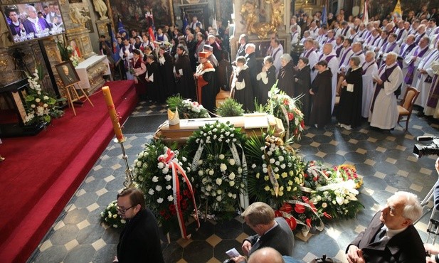 Pogrzeb biskupa