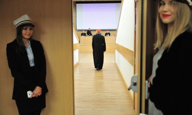 Komunikat z 377. Zebrania Plenarnego Konferencji Episkopatu Polski