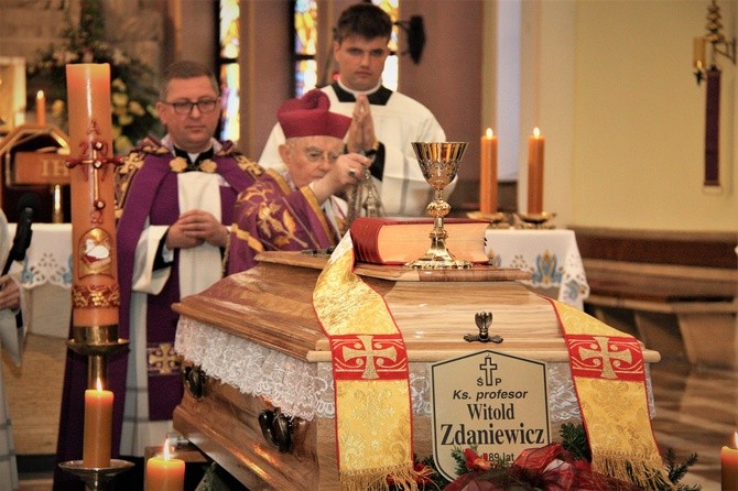 Pogrzeb ks. prof. Witolda Zdaniewicza