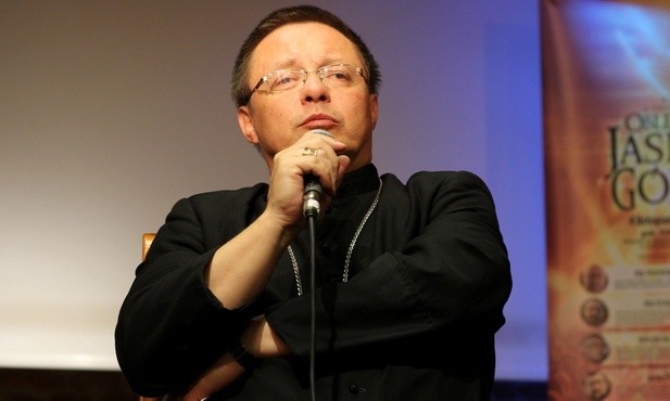 Świętość Boga i ludzi