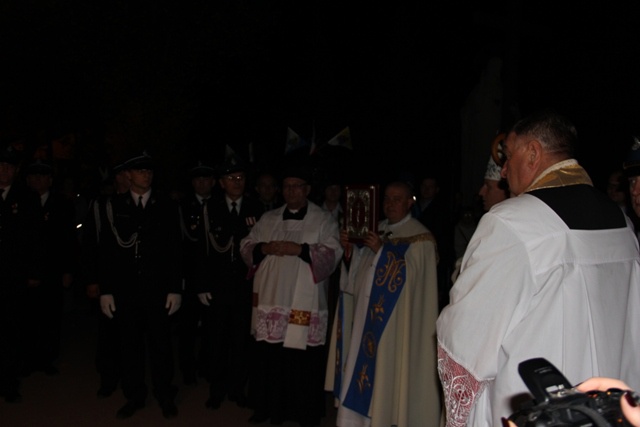 Wzruszające pożegnanie cudownej ikony w Rudzienku