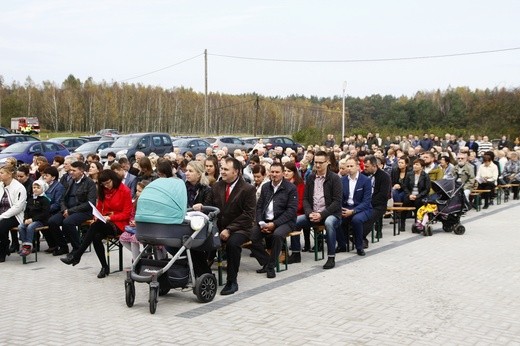 Poświęcenie kościoła w Kośmidrach