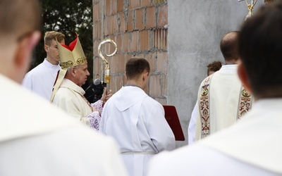 Poświęcenie kościoła w Kośmidrach