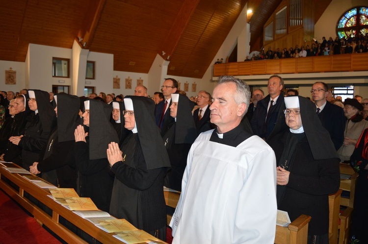 Poświęcenie świątyni oraz ołtarza św. Jana Pawła II w Nowym Targu 