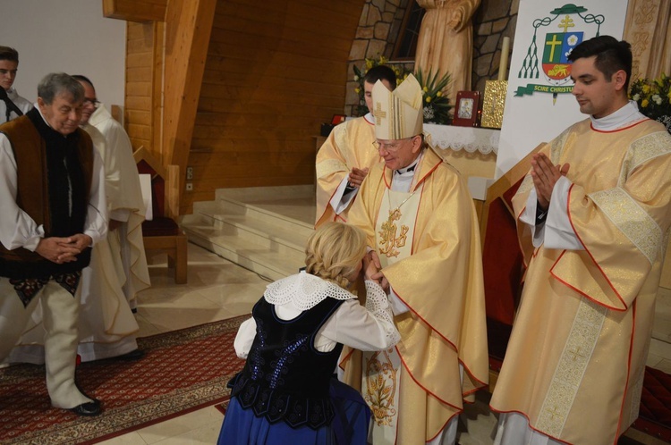 Poświęcenie świątyni oraz ołtarza św. Jana Pawła II w Nowym Targu 