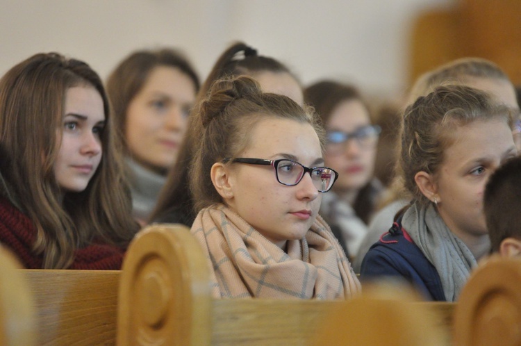 O religiach Wschodu w Krużlowej