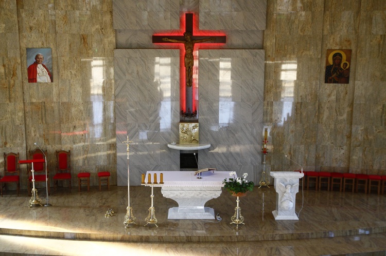 Kościół pw. świętego Jana Pawła II w Kośmidrach