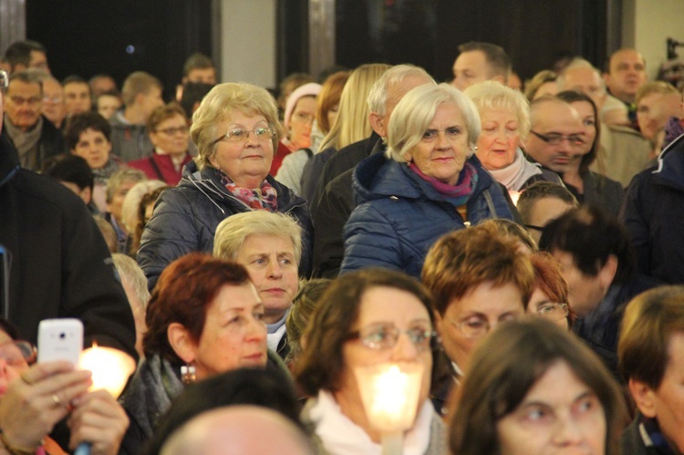 Procesja różańcowa w Tarnowie