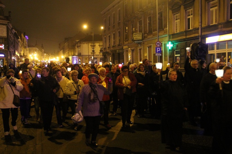 Procesja różańcowa w Tarnowie