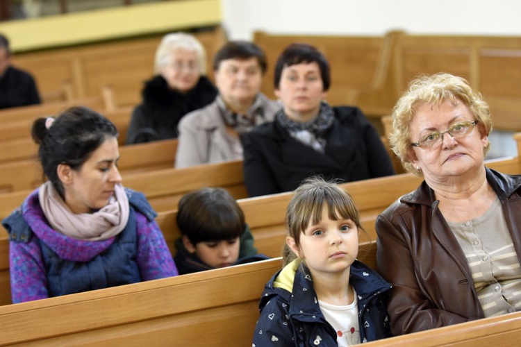 Przedstawienie "Idźmy naprzód z nadzieją"