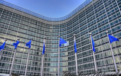 Komisja Europejska usatysfakcjonowana zmianami w ustawie o SN