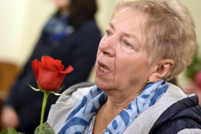 Przygotowanie i poświęcenie witraża, kraty i odnowionej figury