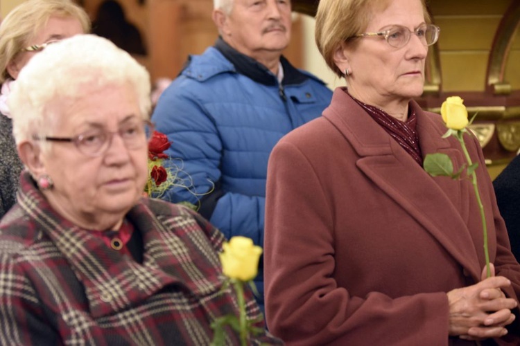 Przygotowanie i poświęcenie witraża, kraty i odnowionej figury