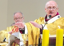 Uroczystej Eucharystii, podczas której dedykowano kościół Bogu, przewodniczył abp Józef Górzyński.