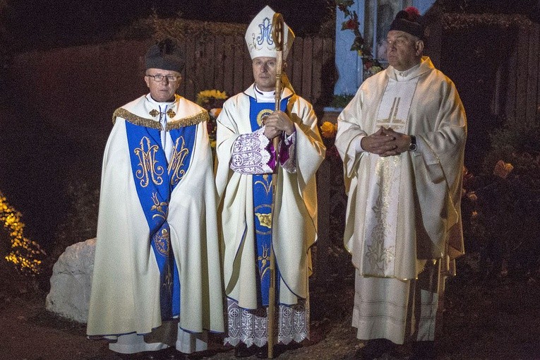 Tobie się zawierzamy w Chrośli
