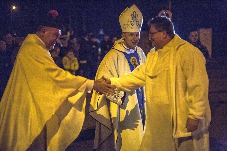 Tobie się zawierzamy w Chrośli