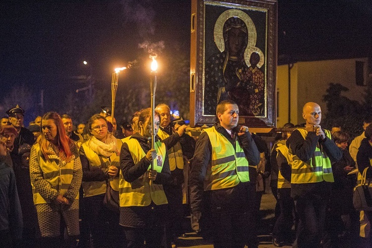 Tobie się zawierzamy w Chrośli