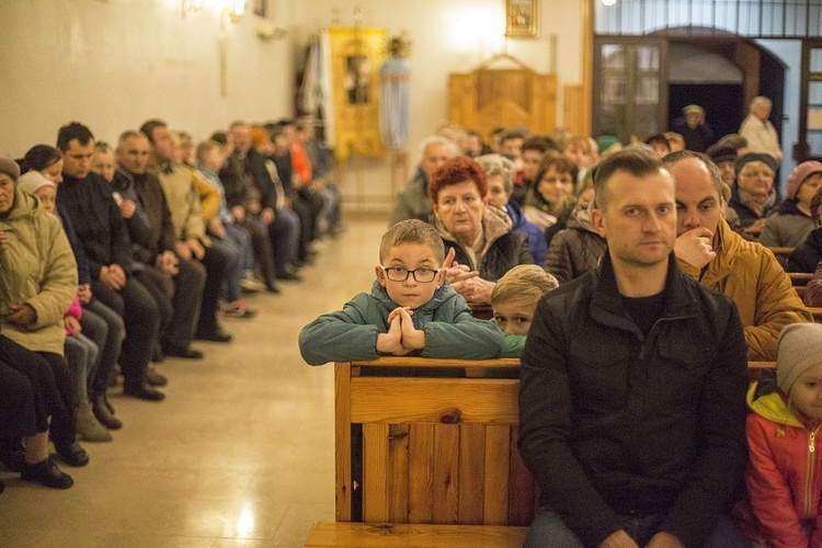 Tobie się zawierzamy w Chrośli