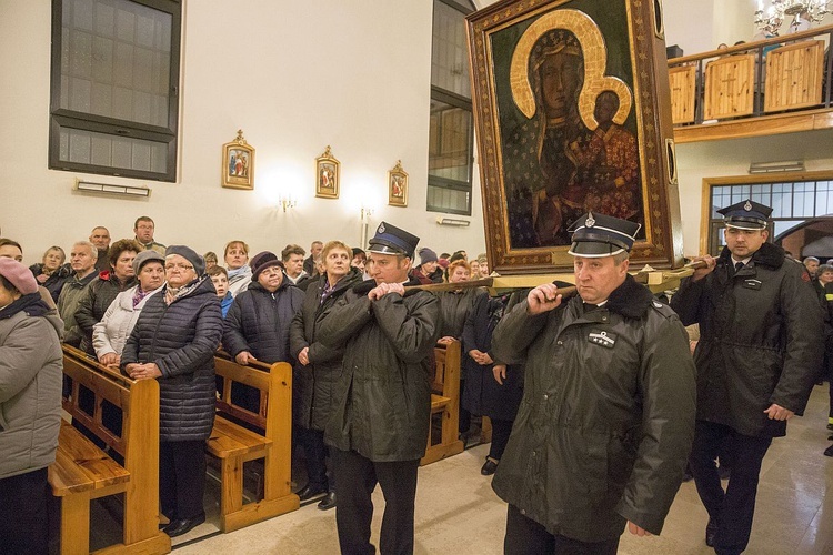 Tobie się zawierzamy w Chrośli