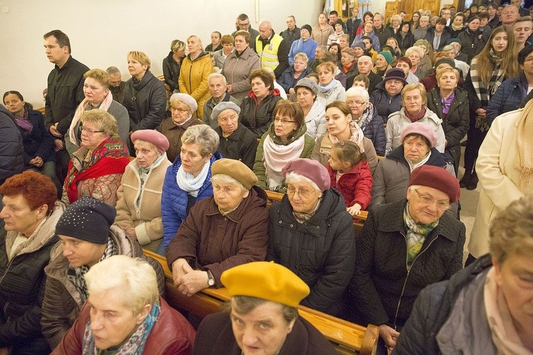 Tobie się zawierzamy w Chrośli