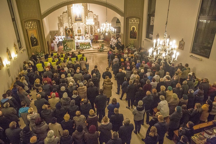 Tobie się zawierzamy w Chrośli