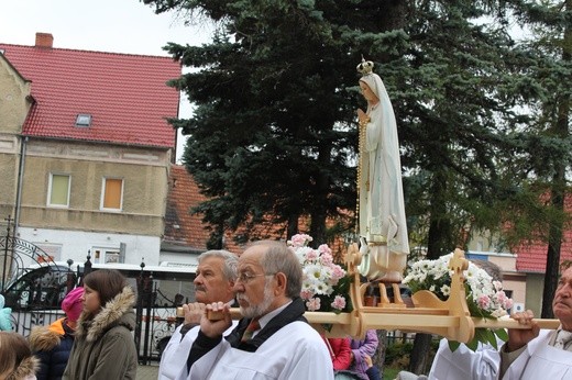 Relikwie św. Hiacynty i Franciszka w Pieszycach 