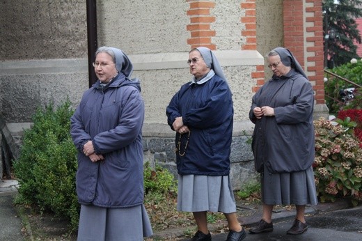 Relikwie św. Hiacynty i Franciszka w Pieszycach 