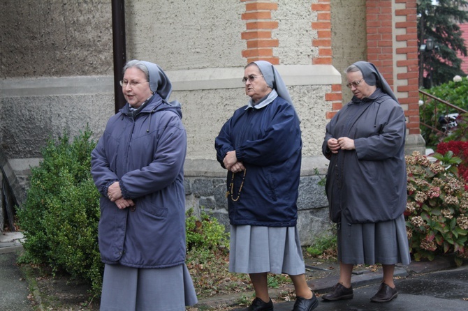 Relikwie św. Hiacynty i Franciszka w Pieszycach 