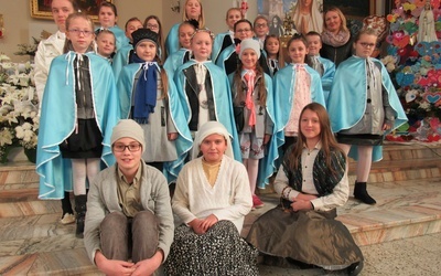 Dzieci przygotowały spektakl o objawieniach w Fatimie