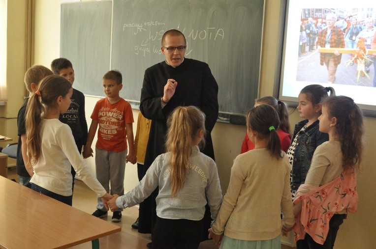Katecheza synodalna w Rzuchowej