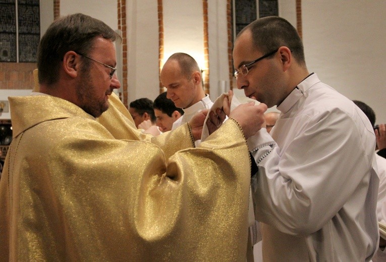 Święcenia diakonatu