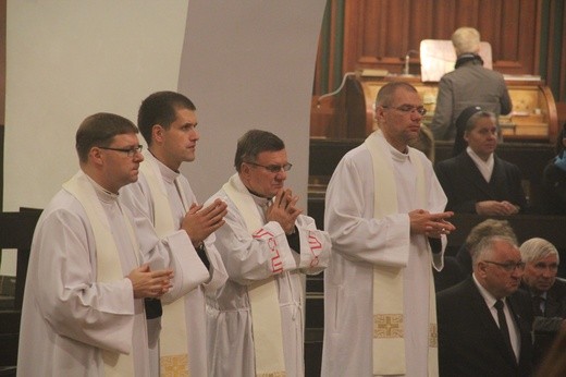 Msza na roczpoczęcie VII Kongresu Katolickich Ruchów, Stowarzyszeń i Wspólnot Modlitewnych Archidiecezji Katowickiej