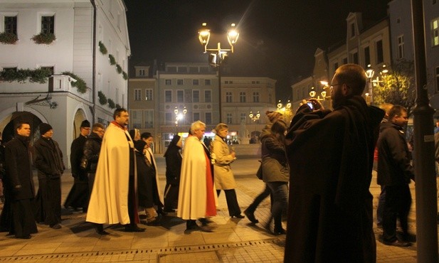 Ze świętymi w drodze