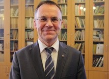 Sellin: Usuwanie krzyży jest świadectwem choroby części cywilizacji europejskiej