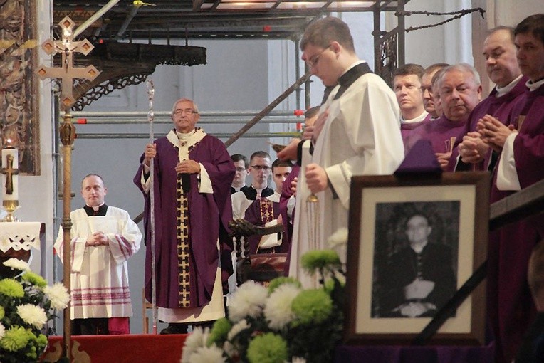 Pogrzeb ks. inf. Stanisława Bogdanowicza