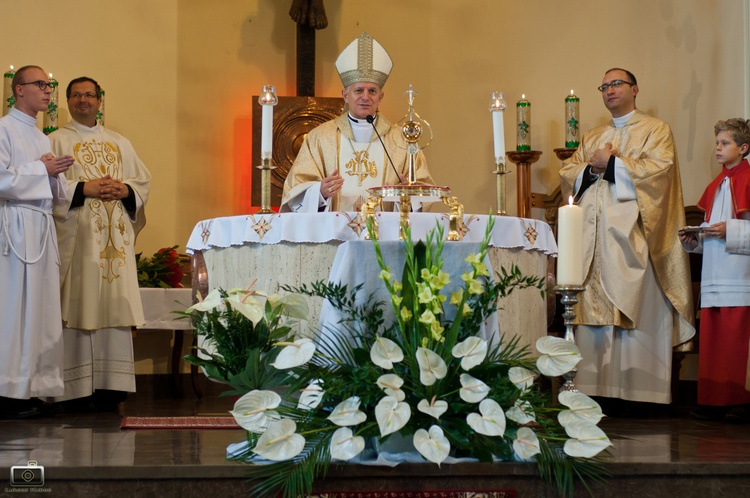 Parafia w Tychach-Czułowie otrzymała relikwie św. Jana Pawła II 