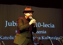 Kołobrzeg, 28 października: koncert Joszki Brody z zespołem.