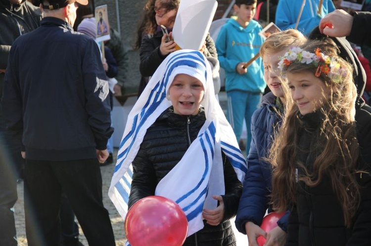 Święci na ulicach Drezdenka