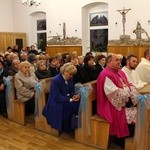 Zakończenie peregrynacj figurki Matki Bożej Fatimskiej w deicezji świdnickiej 