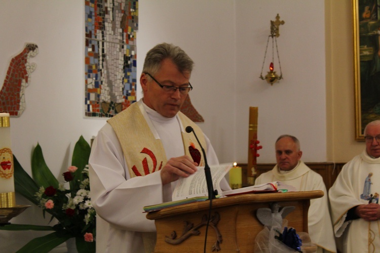 Zakończenie peregrynacj figurki Matki Bożej Fatimskiej w deicezji świdnickiej 