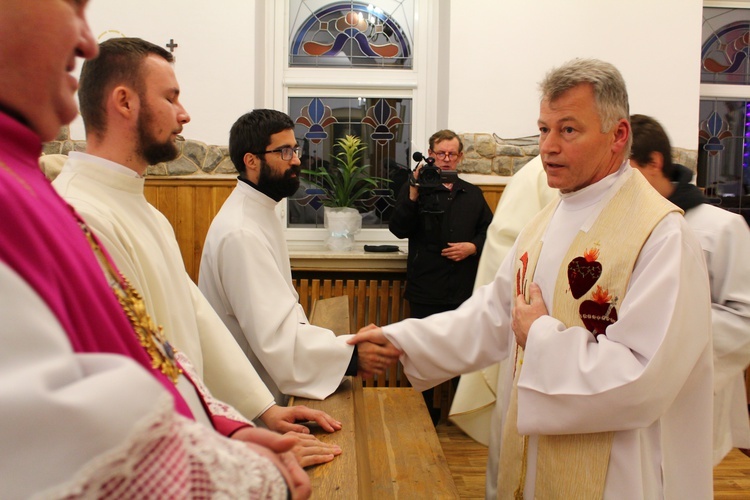 Zakończenie peregrynacj figurki Matki Bożej Fatimskiej w deicezji świdnickiej 