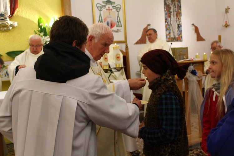 Zakończenie peregrynacj figurki Matki Bożej Fatimskiej w deicezji świdnickiej 