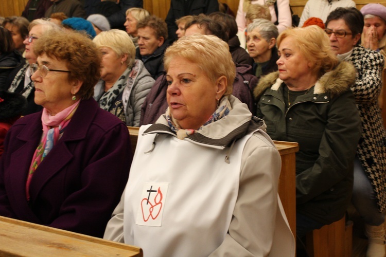 Zakończenie peregrynacj figurki Matki Bożej Fatimskiej w deicezji świdnickiej 