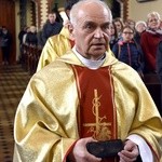 Msza św. z relikwiami bł. ks. Jerzego Popiełuszki