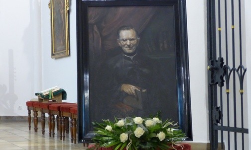Służył wiernie całemu Kościołowi