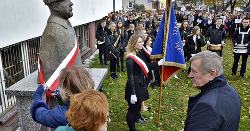 15. rocznica nadania imienia Leona Rutkowskiego Zespołowi Szkół nr 2 w Płońsku