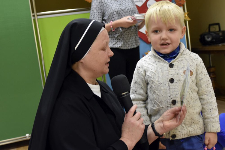 Konkurs na najładniejszy różaniec