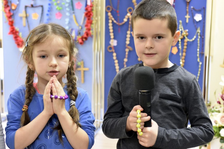 Konkurs na najładniejszy różaniec