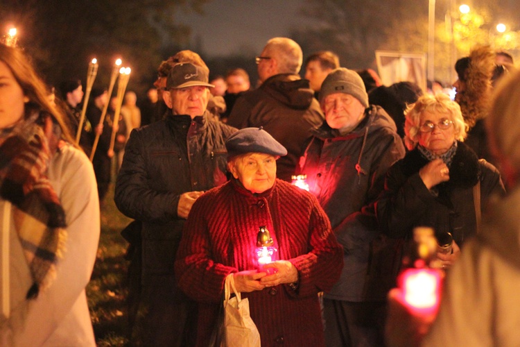 Noc Świętych na Popowicach i Kozanowie we Wrocławiu