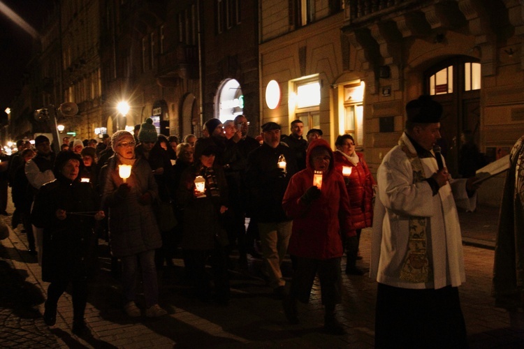 Wigilia Świętych w parafii Świętego Krzyża 2017